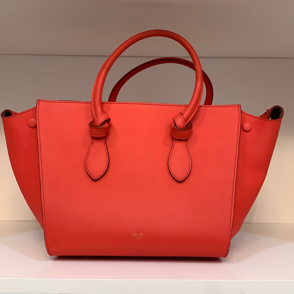 CELINE